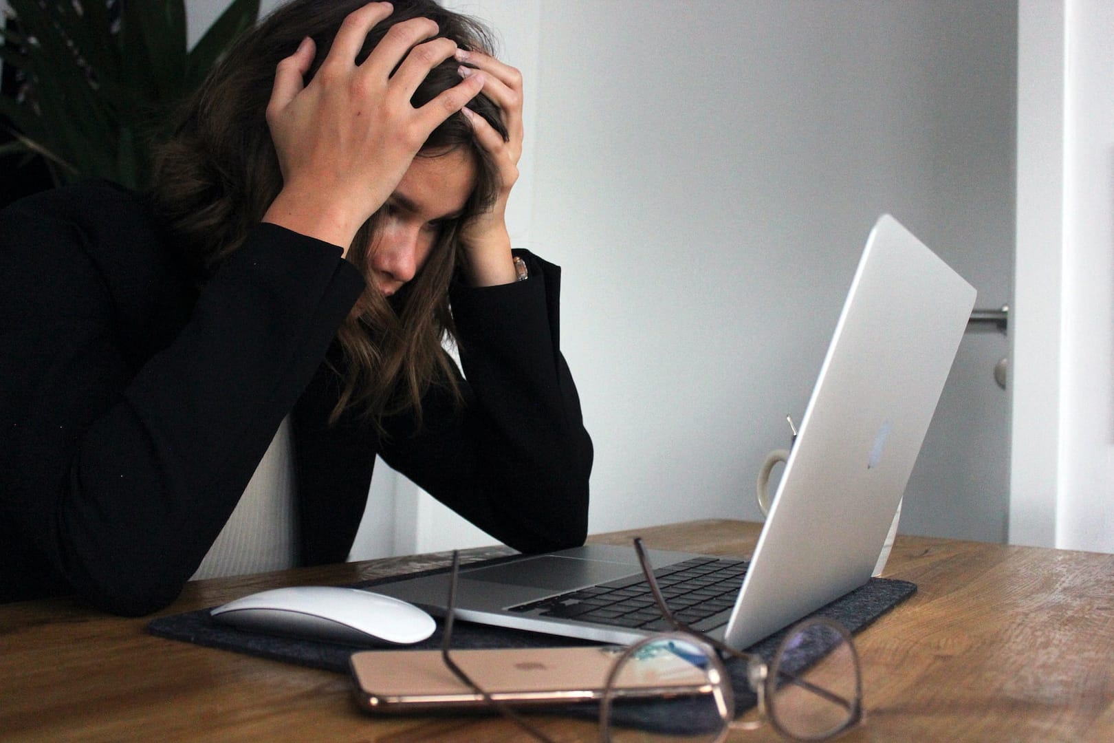 8 Ways To Deal With Imposter Syndrome